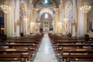 Parrocchia Nostra Signora delle Grazie: Interni